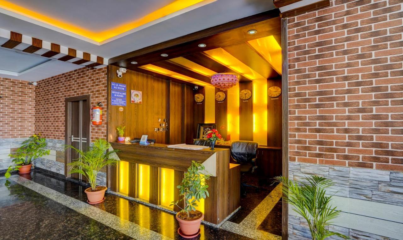 Fabhotel Galaxy Parkfabhotel Galaxy Park, Nr To Rajiv Gandhi International Airport-Hyderabad Shamshabad Bagian luar foto