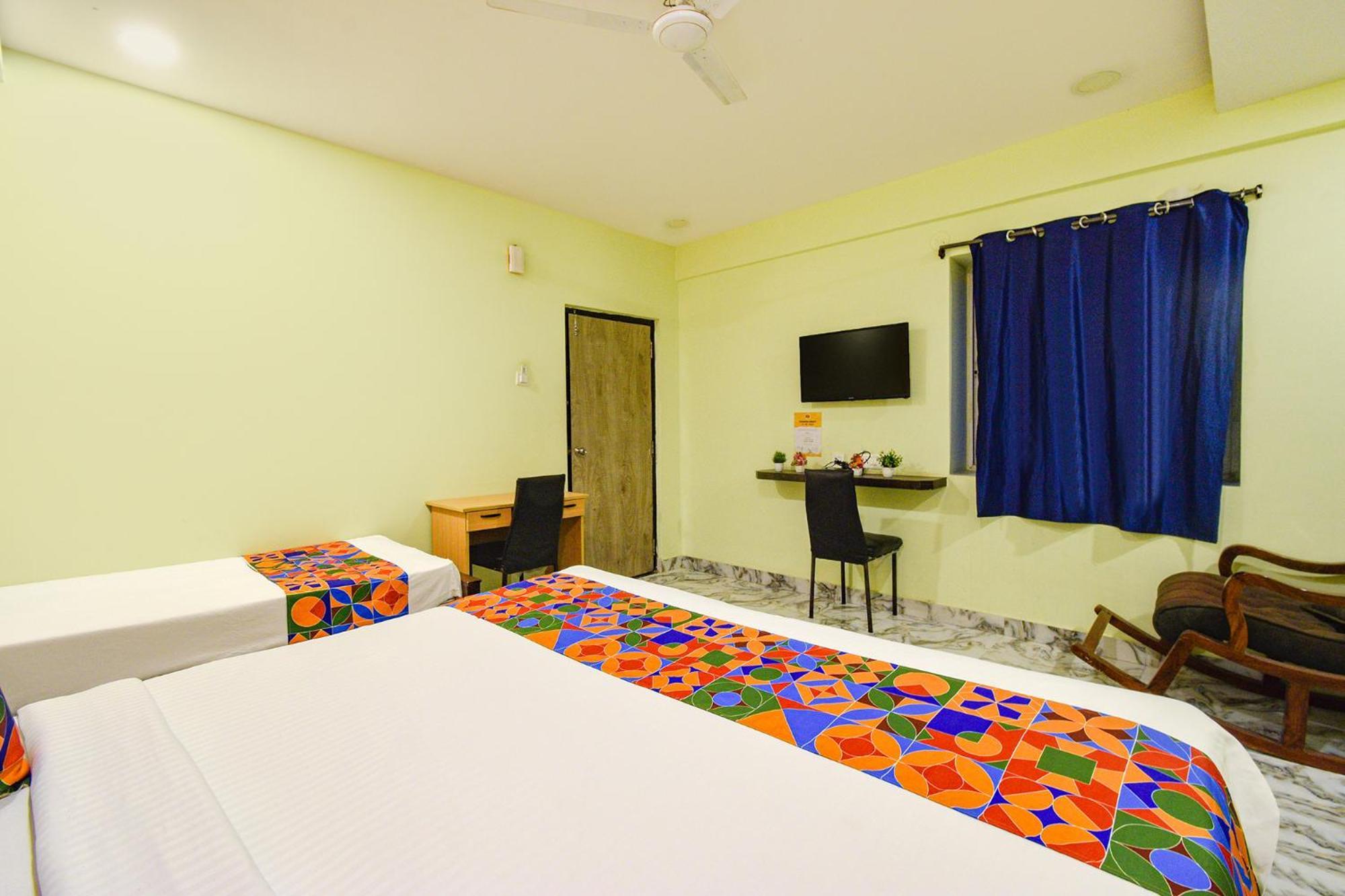 Fabhotel Galaxy Parkfabhotel Galaxy Park, Nr To Rajiv Gandhi International Airport-Hyderabad Shamshabad Bagian luar foto