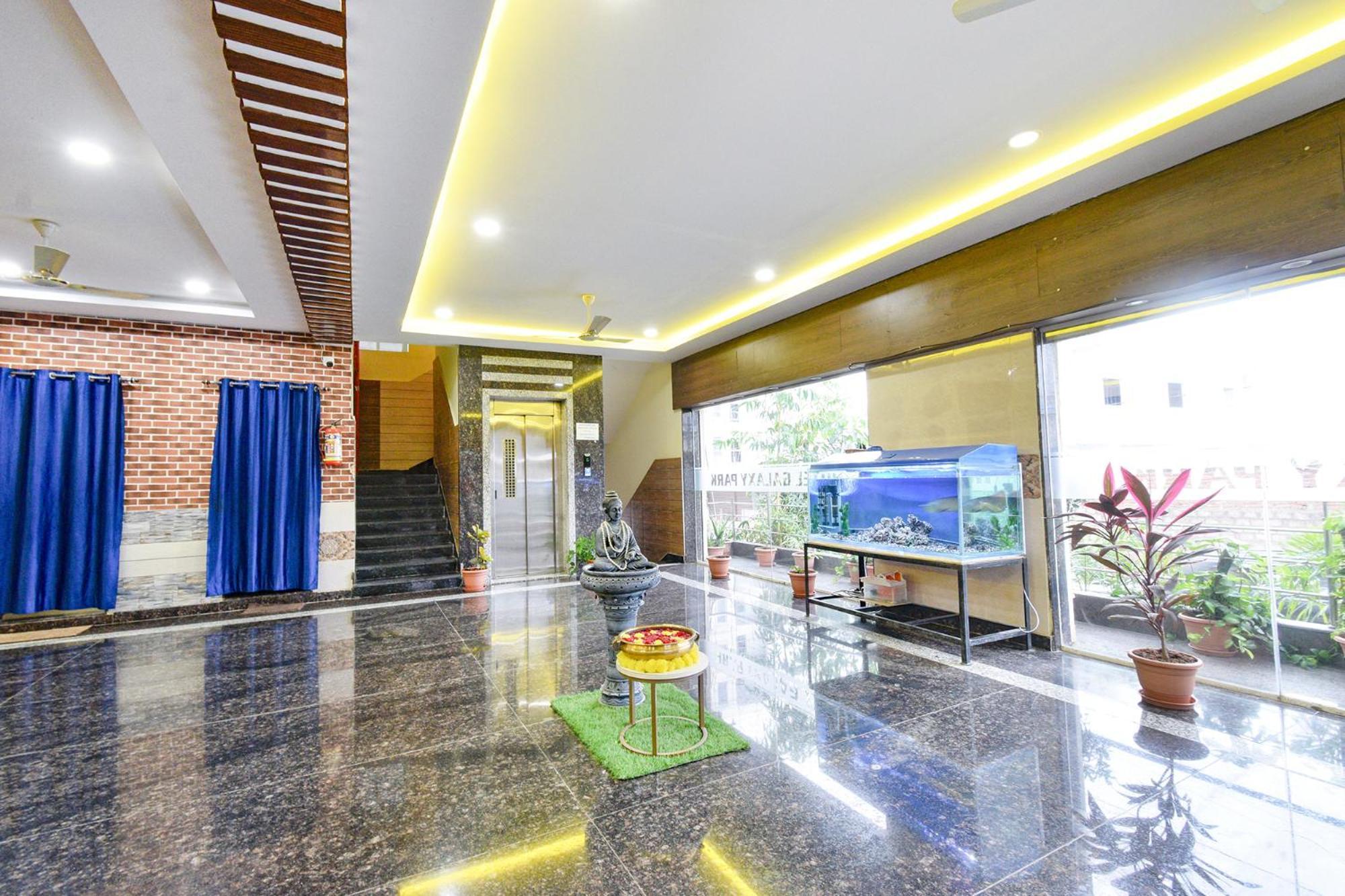 Fabhotel Galaxy Parkfabhotel Galaxy Park, Nr To Rajiv Gandhi International Airport-Hyderabad Shamshabad Bagian luar foto